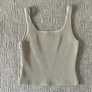 Aritzia Babaton Sculpt Knit Squareneck Tank, matte pearl, size M